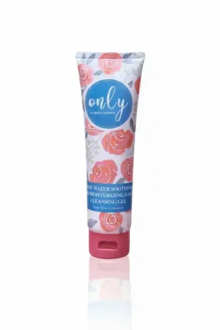 Refresh your skin with Only Aura’s Rose Water Face Wash. Proudly Canadian, this 150ml cleanser hydrates and soothes for a glowing, clean complexion.