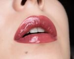 Gloss Affair Lip Gloss (022, Honey Bunny) - Image 2