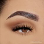 Moira - At Glance Stick Shadow (004, Natural Beige) - Image 2
